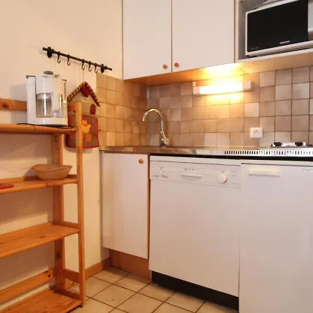 4 Pers - Pied Des Pistes Avec Balcon Et Parking A Val-cenis Apartment