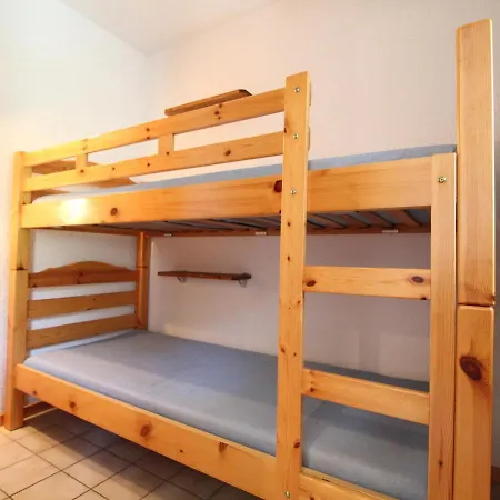 4 Pers - Pied Des Pistes Avec Balcon Et Parking A Val-cenis Apartment Lanslevillard